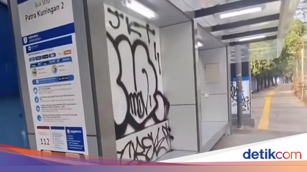 Newly Revitalised Patra Kuningan 2 Bus Stop Targeted by Vandals