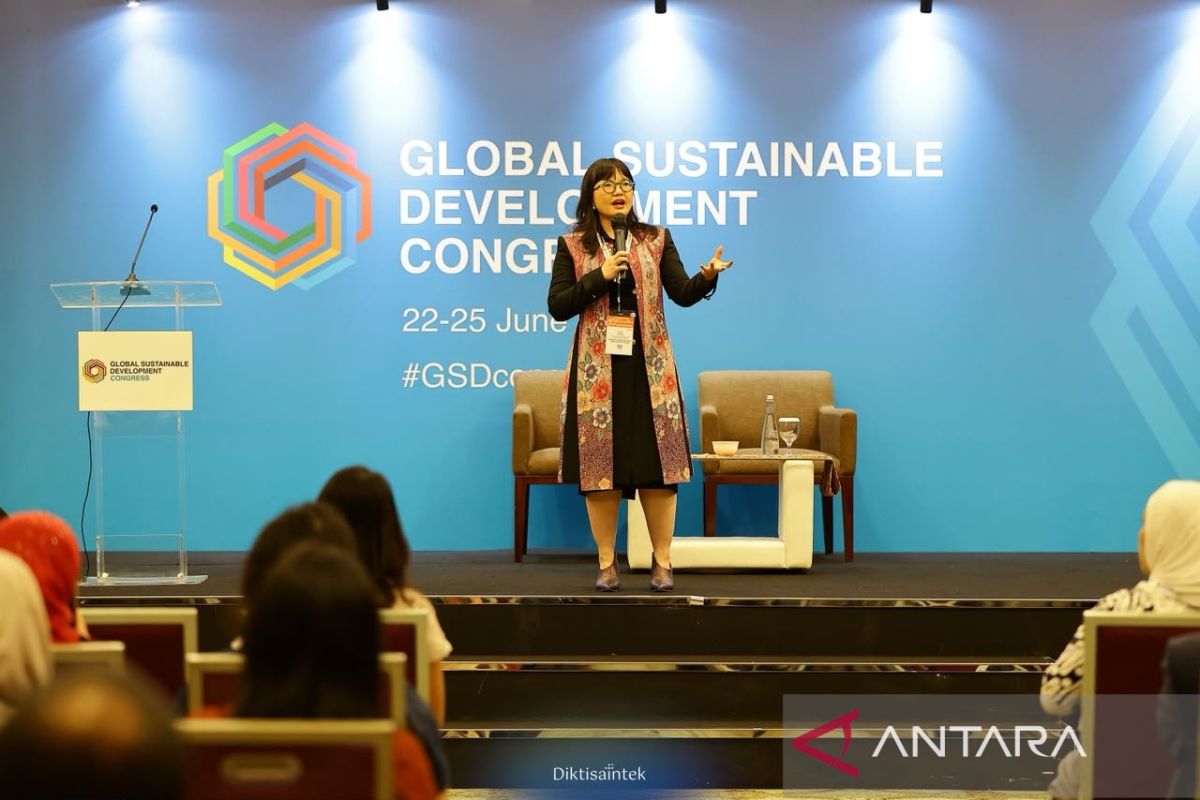 Stella urges universities to become foundation in artificial intelligence era