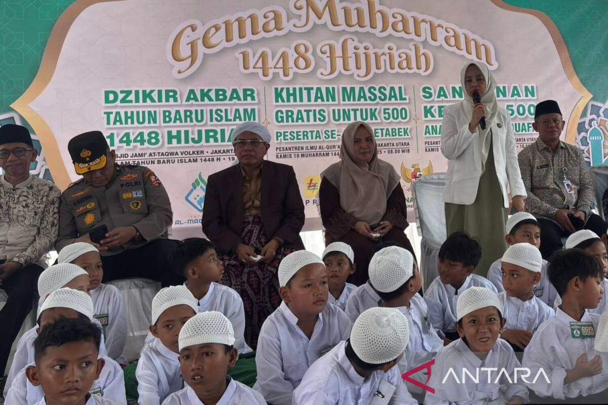 Baznas Provides Free Mass Circumcision Service at PIQ Al-Misbah Jakarta
