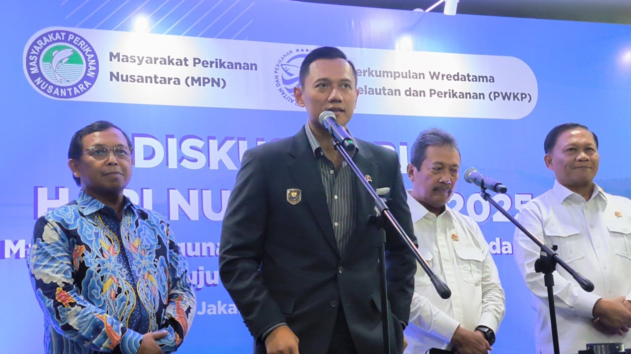 Coordinating Minister AHY Aims for Passengers to Feel at Home and Shop Comfortably at Soetta Airport While Waiting for Flights