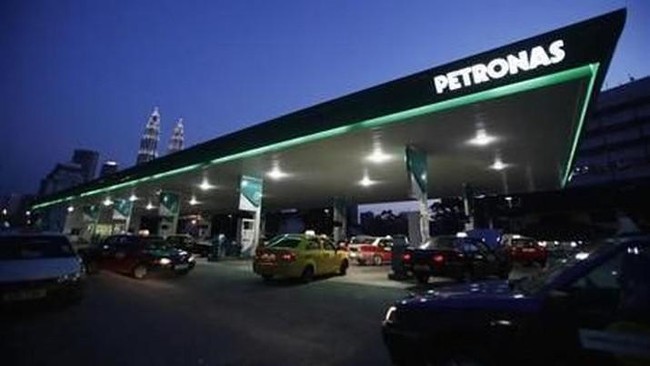 Malaysia to Lower Fuel Prices Starting 1 July
