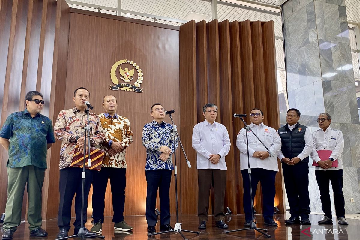 Govt appoints State Secretariat Minister to head new layoff task force