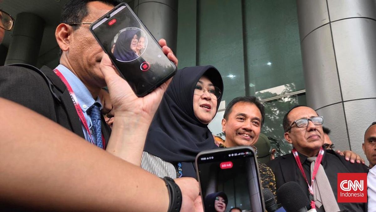 East Jakarta Court Appoints Panel of Judges for Tifa in Jokowi Diploma Case