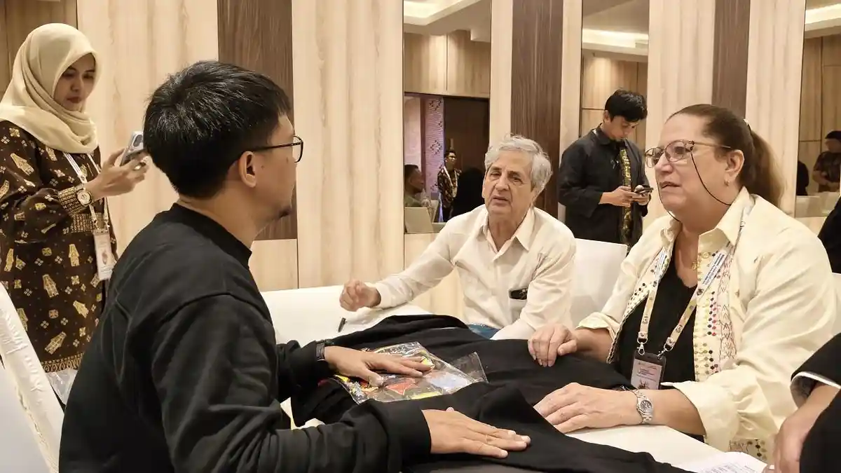Perusahaan Lokal Presentasi Investasi di Depan Delegasi Asing