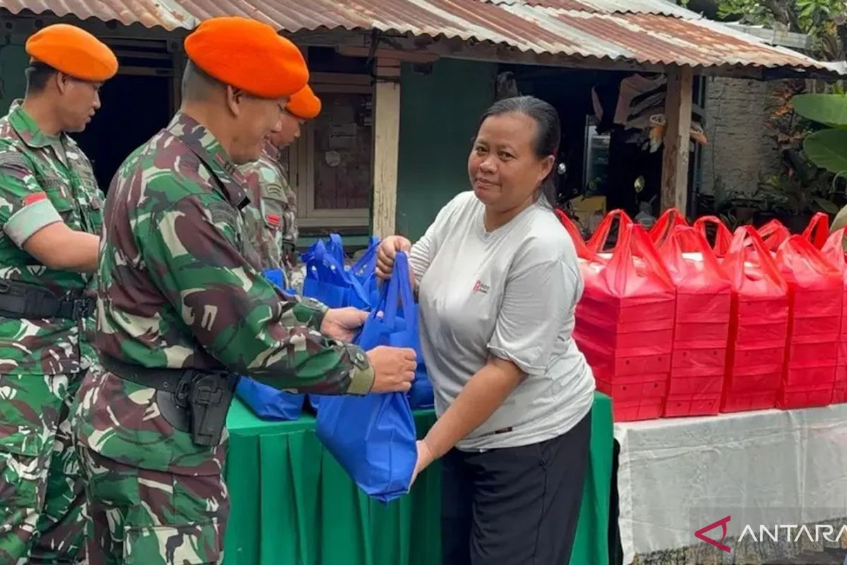 Korpasgat builds closeness with the people through 'Blessed Friday'