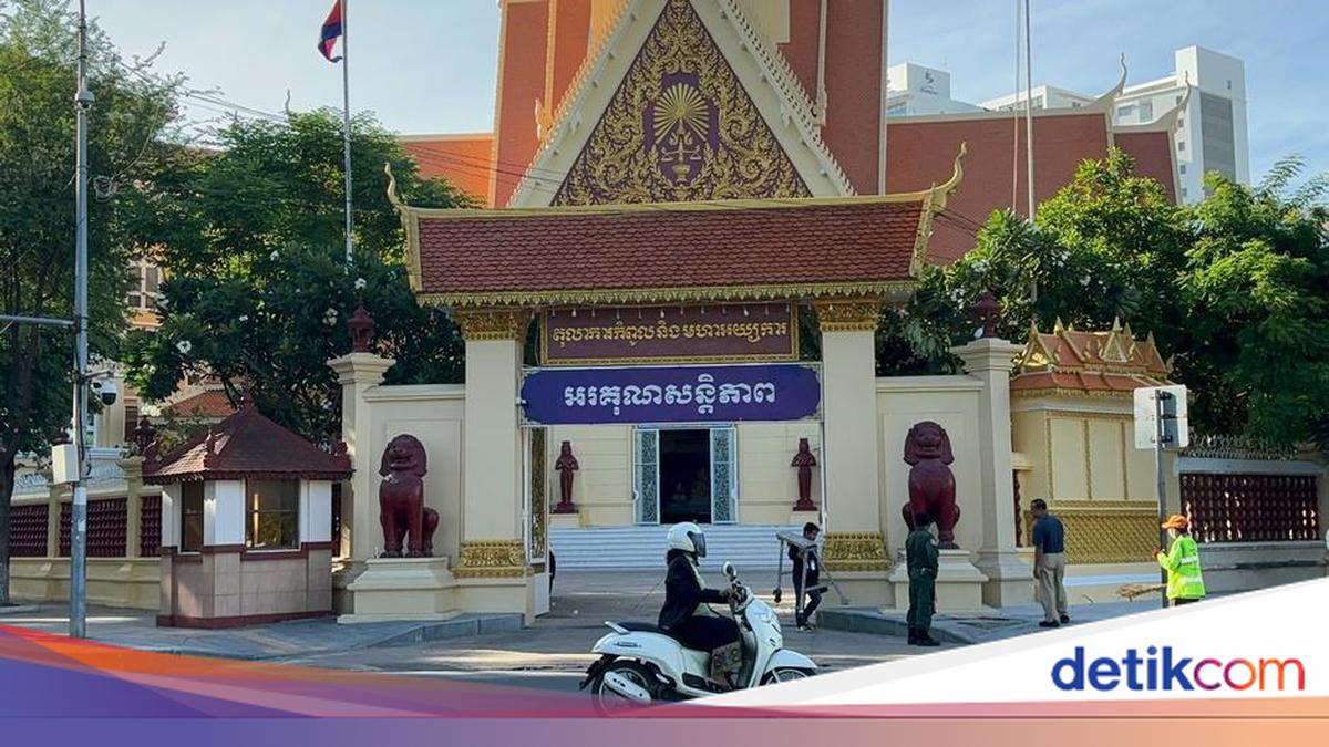 Cambodian Journalists Sentenced to 14 Years, Press Freedom Eroded