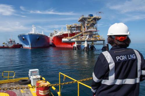 Government Seeks Middle Ground to Curb Industrial LNG Prices, Revises HGBT Regulation