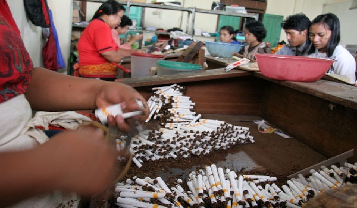 Tobacco Excise Hike: Manpower Ministry Warns of Potential Layoff Wave