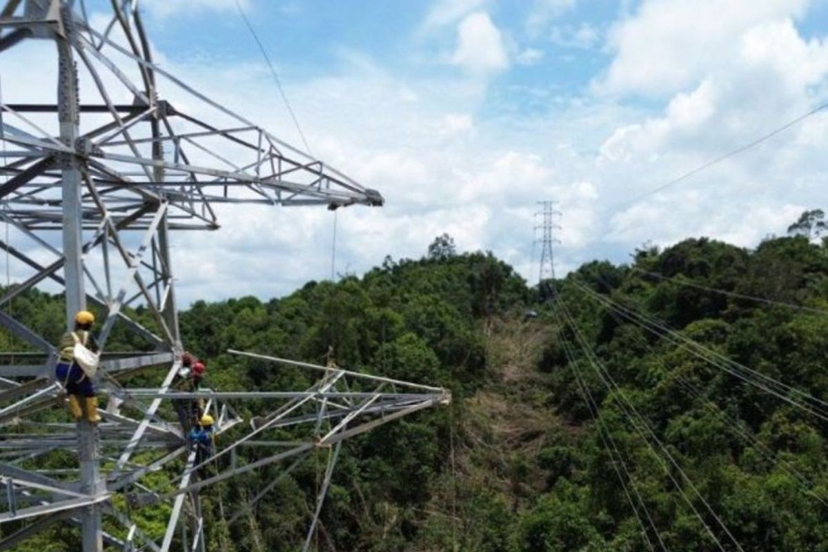 From Coast to Hinterland, Light Reaches Remote Corners of East Kalimantan
