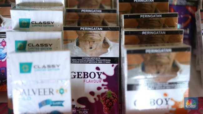 Industry and Health Ministries at Odds Over Cigarette Packaging Rules