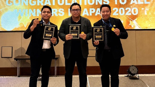 Pegadaian Strengthens Services, Sweeps Three Awards at International Event