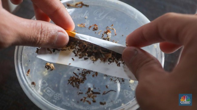 Ministry of Industry Warns Tar and Nicotine Limits Could 'Kill' Indonesia's Kretek Industry