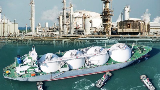 Global Oil Price Surge Triggers LNG Price Hike