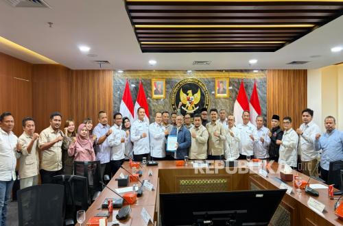 Coordinating Minister Zulhas Acknowledges BGN Partner Concerns, Vows No Sacrifice of Partners
