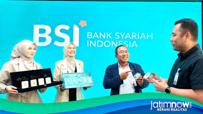 School Season Boosts Gold Pawning at BSI Region Office VIII Surabaya