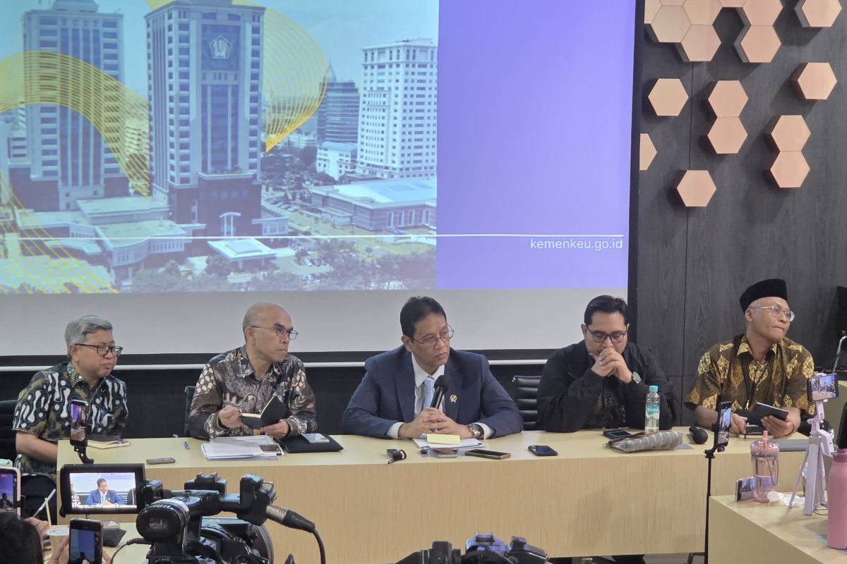 Economy roundup: MBG oversight team to automotive industry relocation