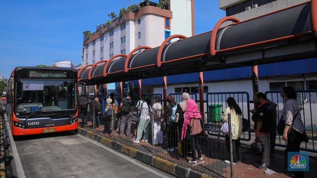 Check Transjakarta Route Changes Today for Jakarta Anniversary Peak Night