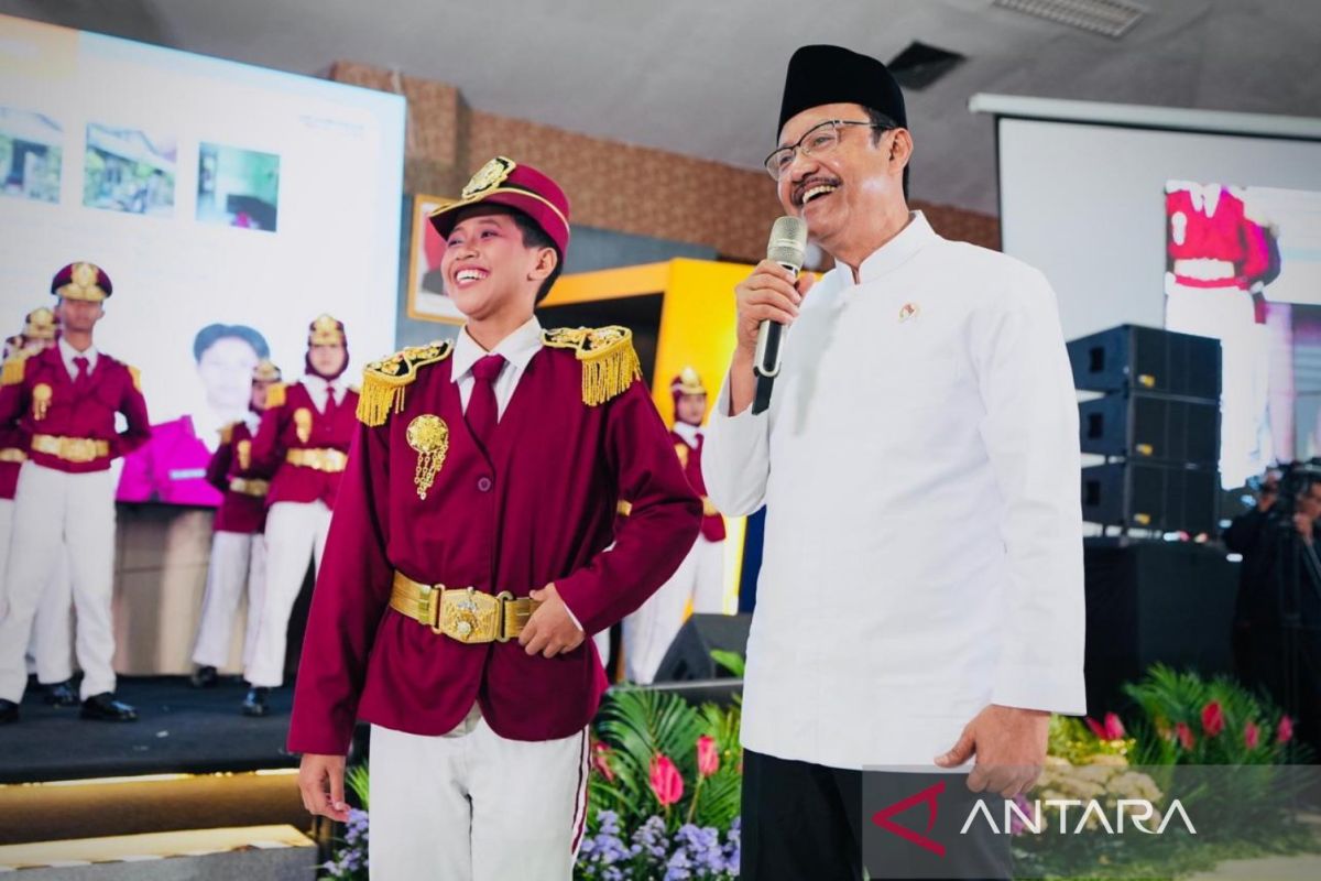 Social Affairs Minister Appreciates East Java's Commitment to 'Sekolah Rakyat'