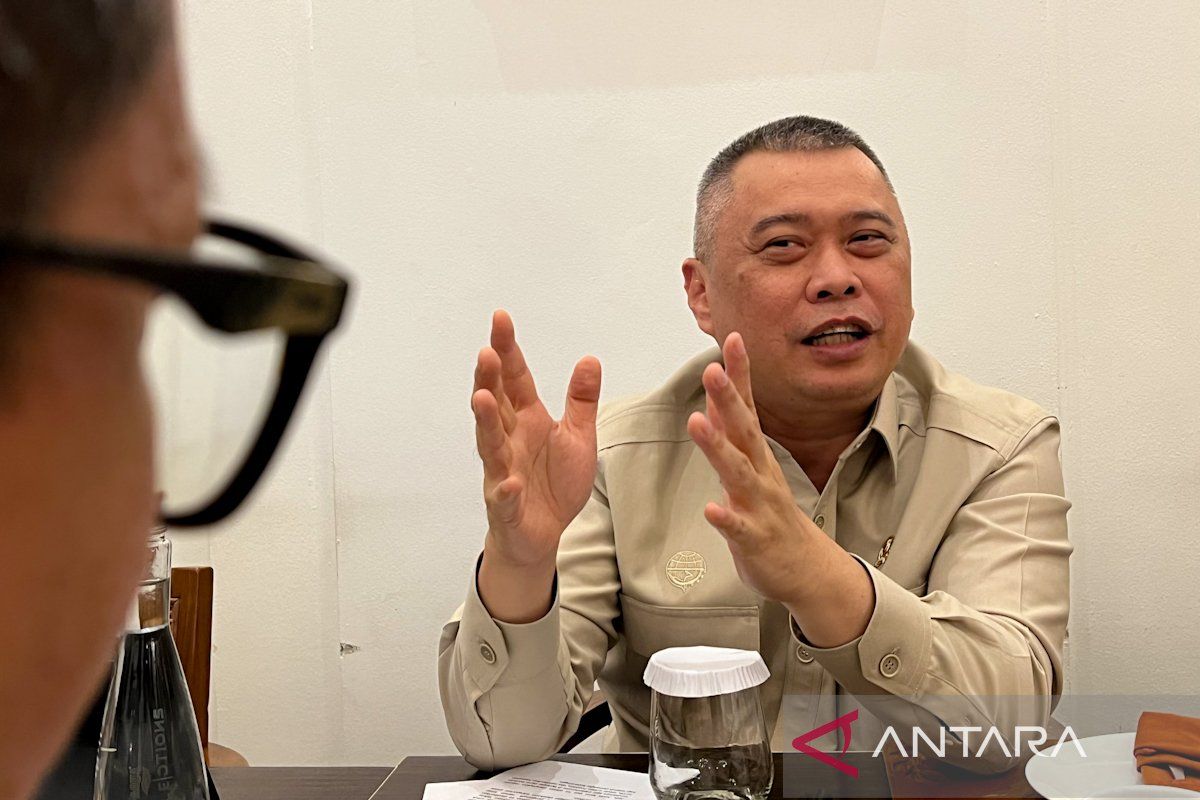 Jakarta's Gambir Station to add commuter rail service