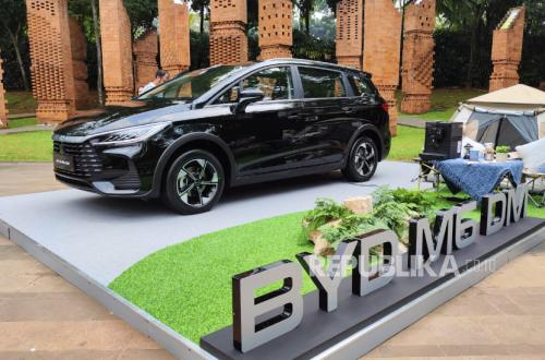 Chinese EV Giant BYD Plans to Acquire Existing Factories in Europe