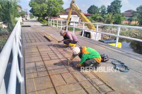 110 Red and White Bridges Completed, Opening Up Village Access to Education and Economy