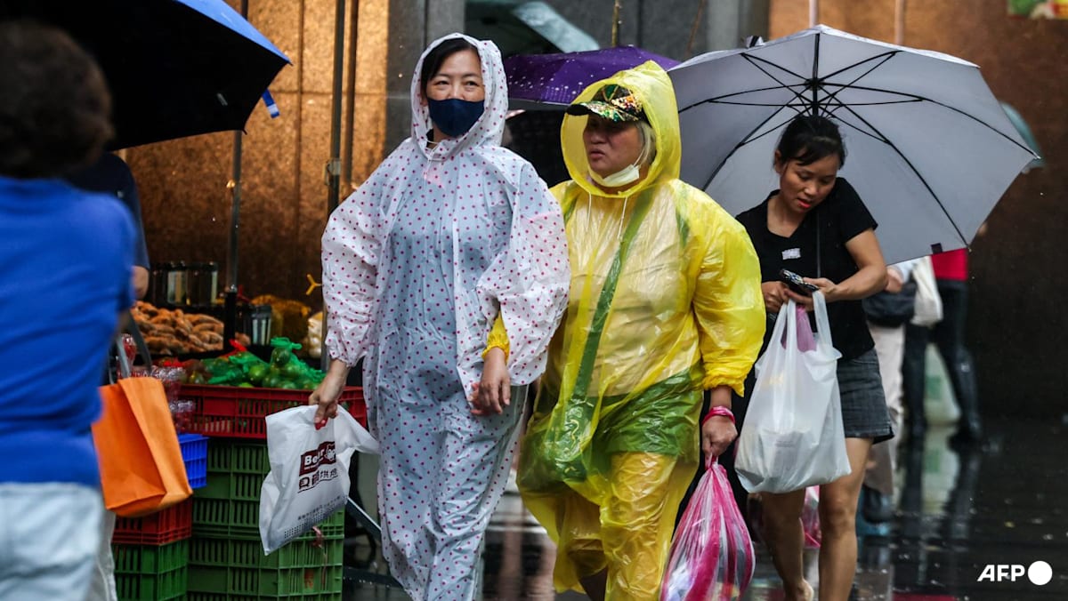 Asia's vendors grapple with rising costs of ever-present plastics