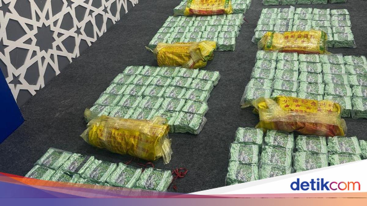 Roles of Two Suspects in Tailan-Aceh Meth Network: Drug Courier and Ground Controller