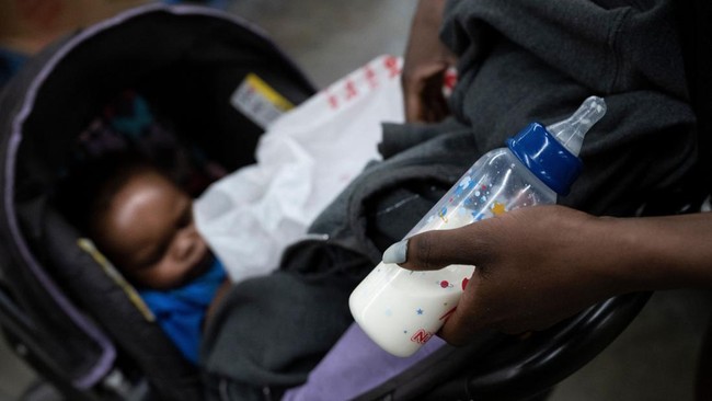 Two Infant Formulas Under Scrutiny After Botulism Outbreak: Latest FDA Findings