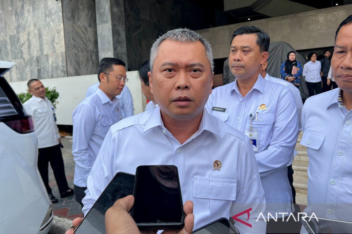 Transport Minister Backs Logistics SOE Holding to Strengthen Global Competitiveness