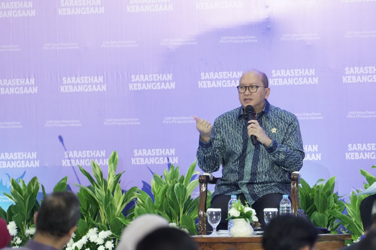 Rosan stresses research-industry collaboration to accelerate downstreaming