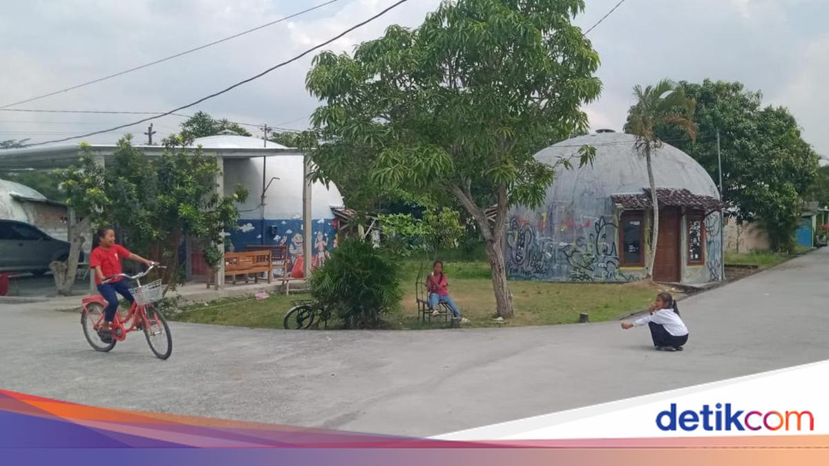 The Teletubbies Dome: Sleman's Unique Earthquake-Resistant Settlement
