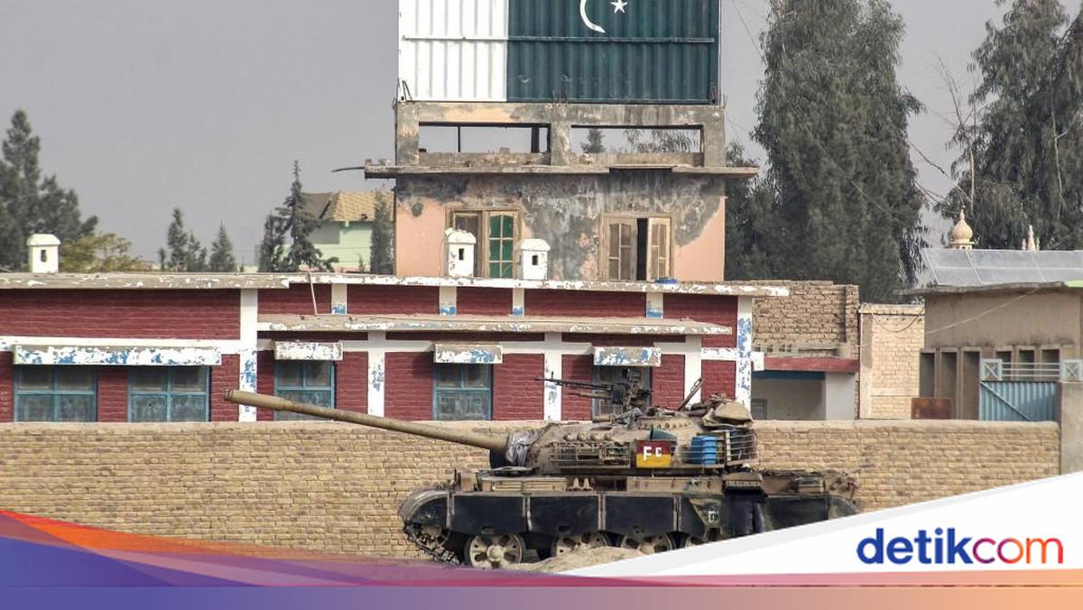 Pakistan Strikes Afghanistan Again, 36 Killed