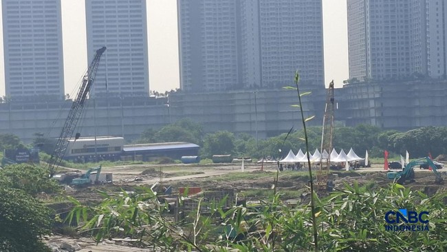 Rosan Says Lippo Land Grant Will Impact 600,000 People