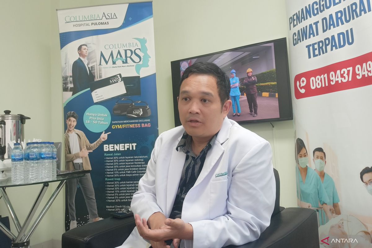 Doctor reveals persistent headaches could be a symptom of brain tumour
