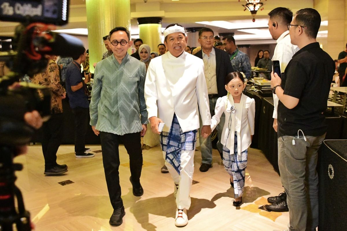 West Java to Establish 'Paguron' Schools to Save Traditional Crafts from Extinction