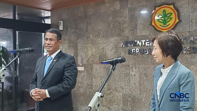Amran Offers 10,000 Tonnes of Indonesian Rice, Singapore Minister Responds