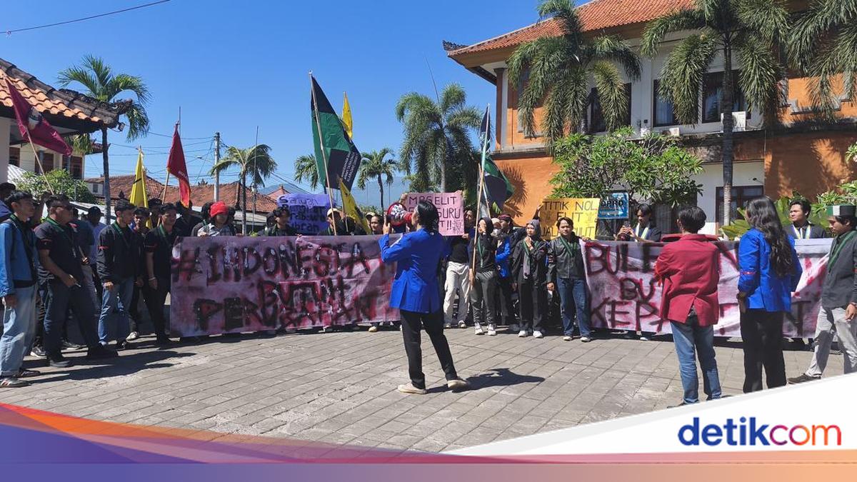 Students Protest in Buleleng, Claim Free Meal Program Dominated by Elites