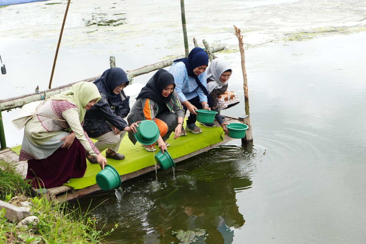 Unhas equips fishermen with adaptation strategies to face environmental changes