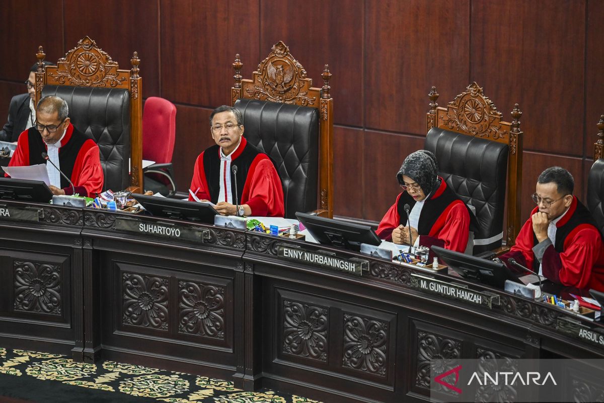 Constitutional Court Affirms Direct Regional Elections by the People