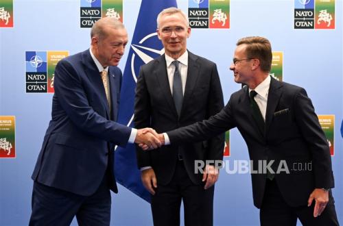 Turkey Under Erdogan: NATO's Second Largest Military Power and a Global Defence Industry Player