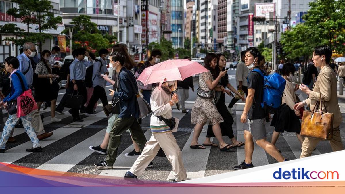 Japan Needs Foreign Workers, But Many Find It Hard to Stay