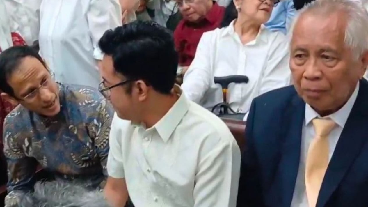 Delpedro, OC Kaligis, and Happy Salma Attend Nadiem Makarim's Verdict Hearing