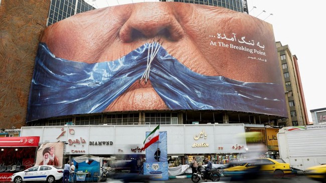 US-Iran Tensions Flare Over Hormuz Incident and MOU Implementation, Israel Strikes Arab State