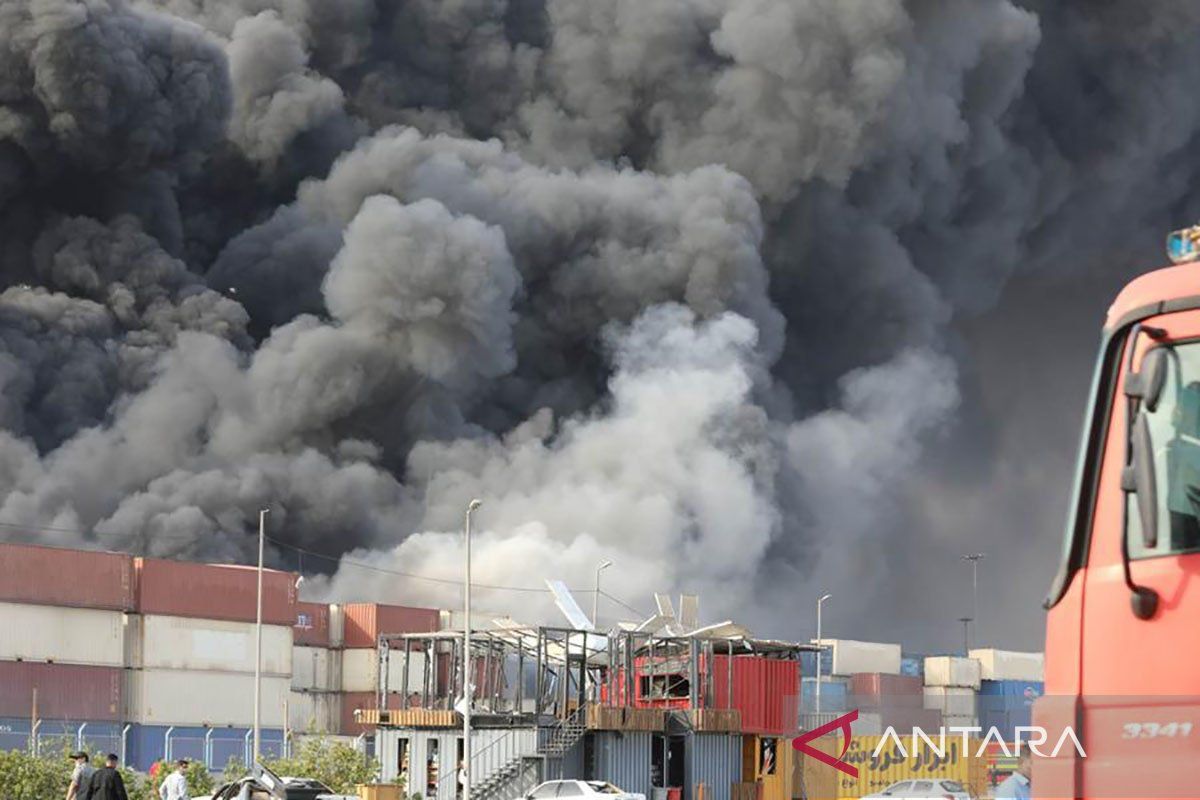 Two IRGC Members Killed in 'Terrorist' Attack in Kermanshah