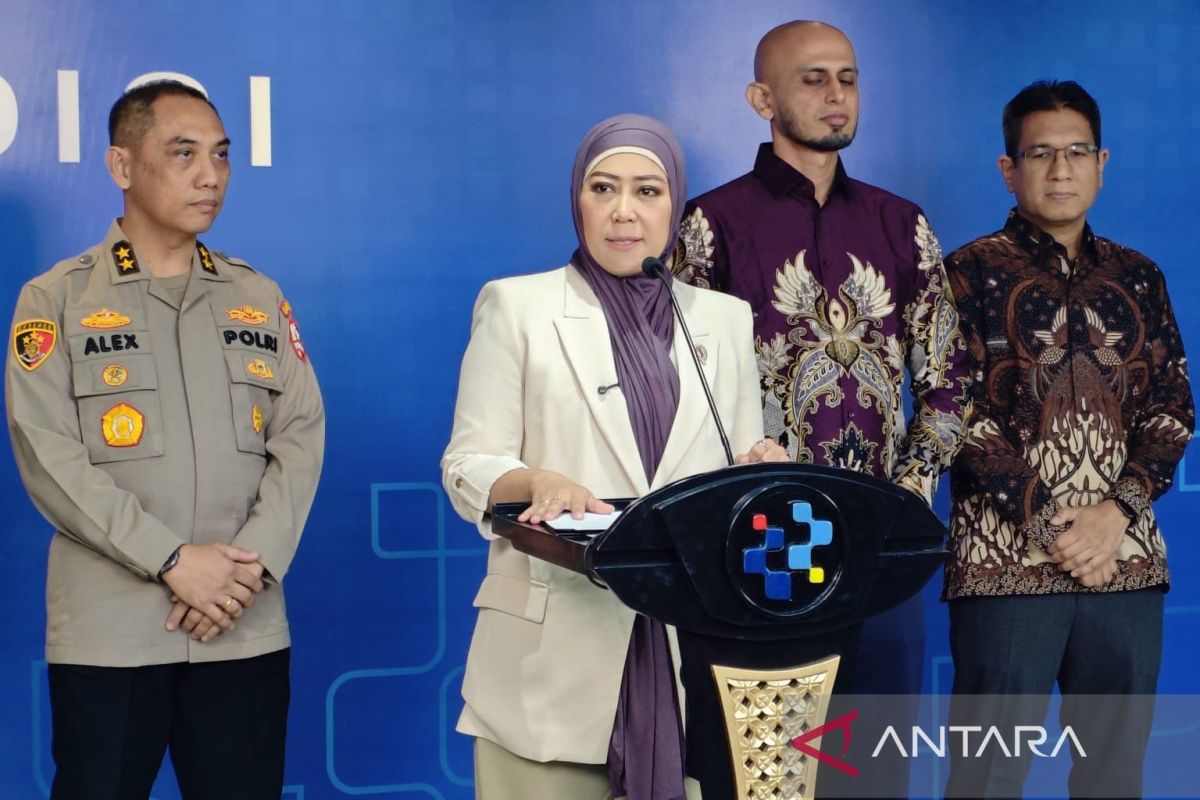 Minister Claims Online Gambling Comment Spam Targets Regional Influencers
