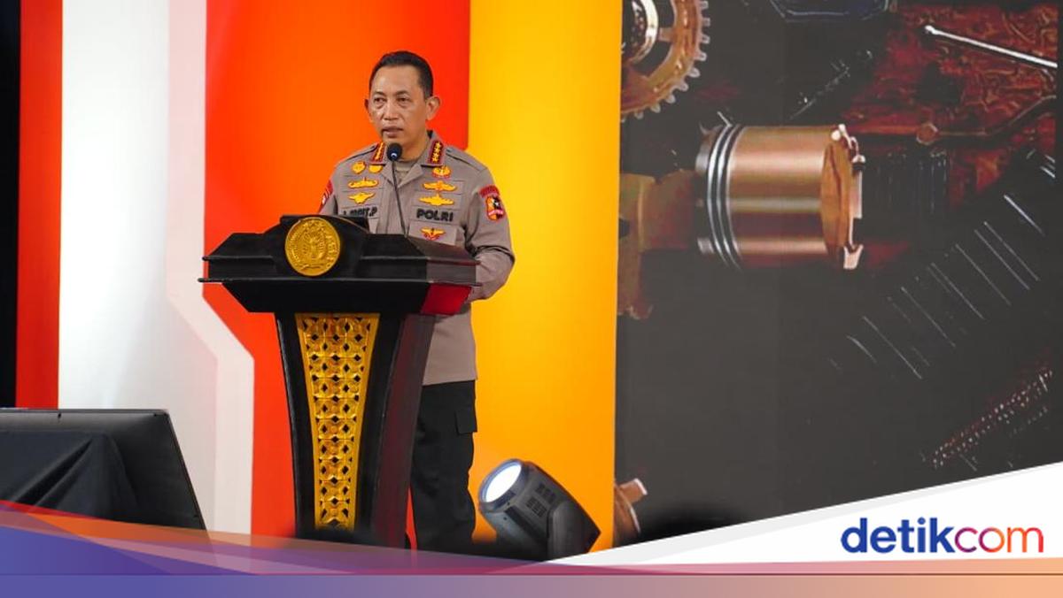 National Police Chief Promotes 87 High-Ranking Officers, Four Attain Commissioner General Rank