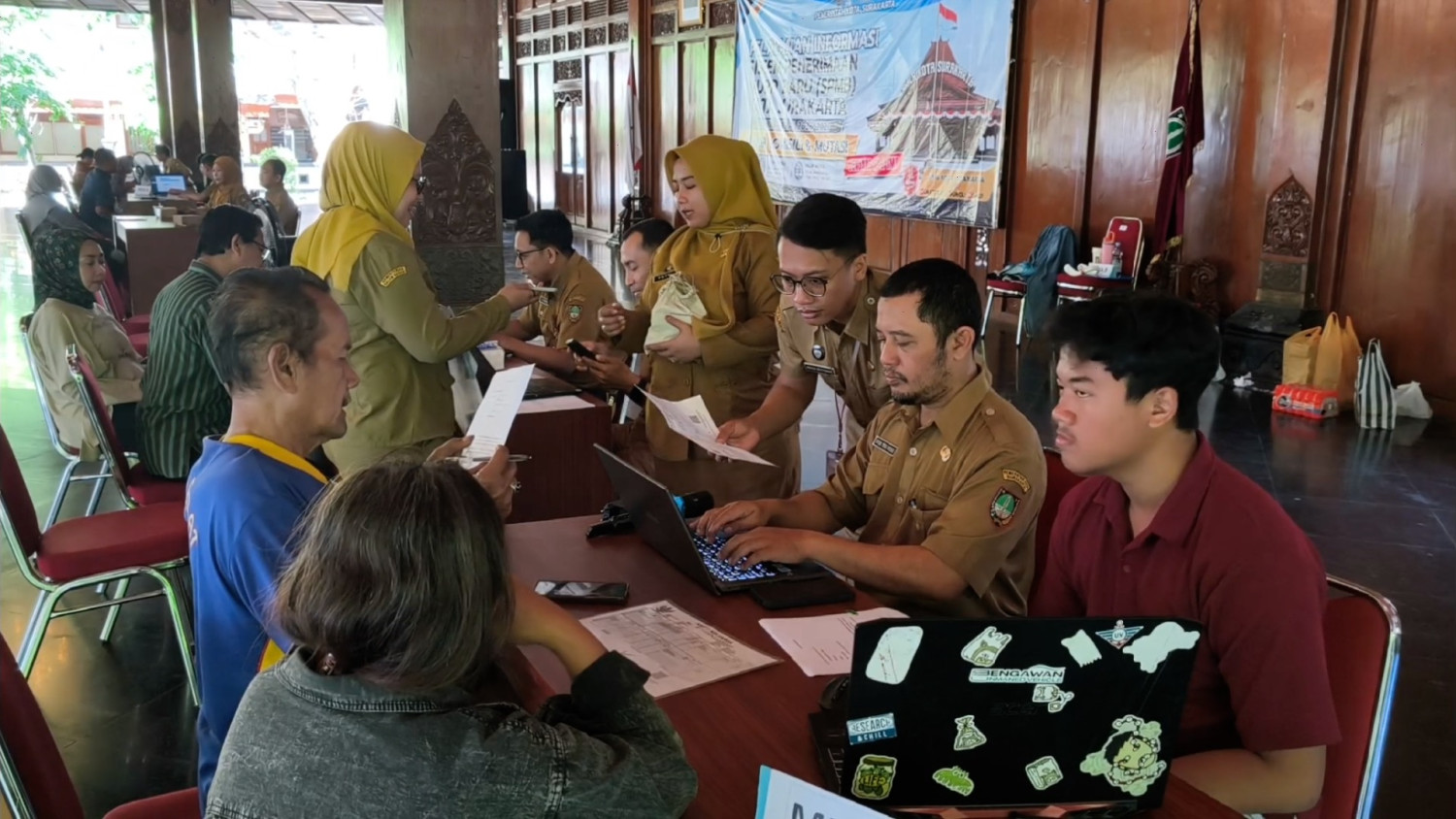 Solo Education Agency Opens SPMB Information Service at City Hall