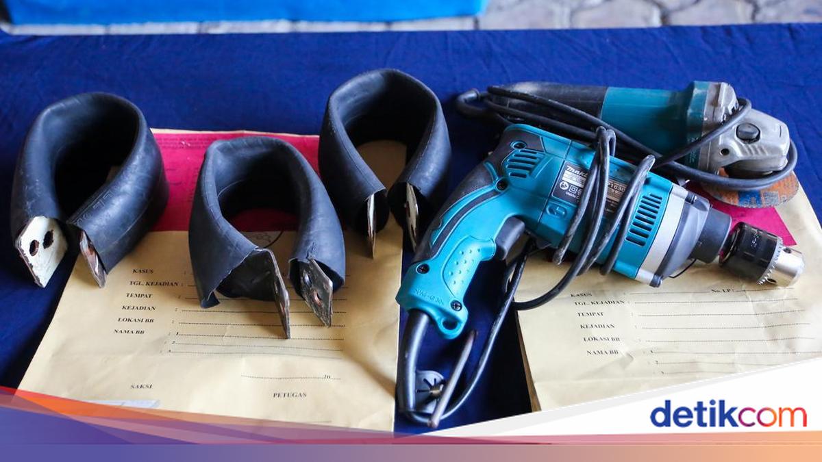 Police Close Printing House in Senen for Crime Scene Sterilisation