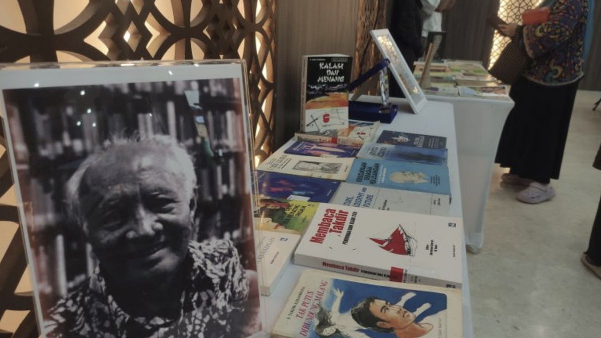 Sutan Takdir Alisjahbana Proposed as National Hero