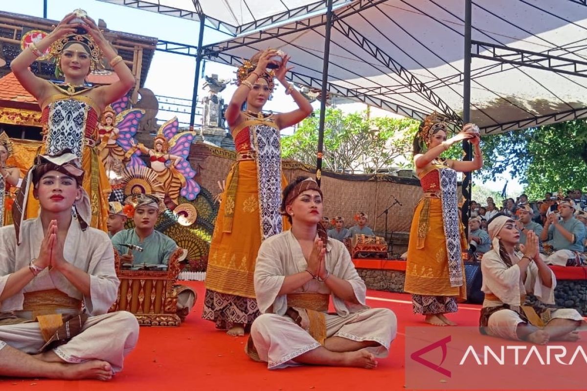 Sanggar Suara Kanti Introduces Gianyar's Distinctive Angklung Kebyar at PKB 2026